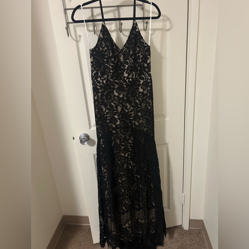Lulus black lace dress